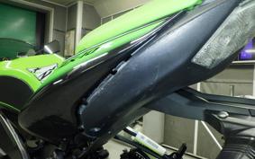 KAWASAKI ZX 10 NINJA R 2010