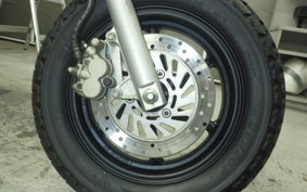 HONDA XR100 MOTARD 2010 HD13