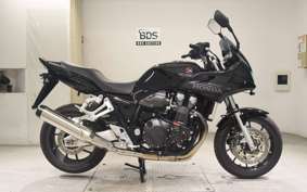 HONDA CB1300SB SUPER BOLDOR 2025 SC54