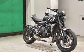 TRIUMPH TRIDENT 660 2023