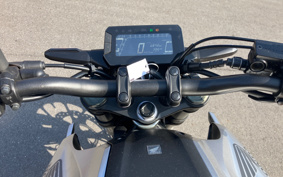 HONDA CB250R MC52