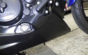SUZUKI GSX-S125 DL32B