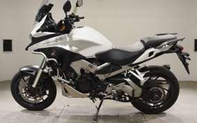 HONDA VFR800X 2017 RC80