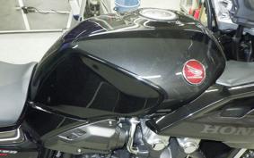 HONDA CB1300SB SUPER BOLDOR 2025 SC54