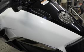 HONDA NM4 VULTUS -02 2014