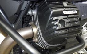 MOTO GUZZI V85 TT 2022