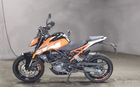 KTM 125 DUKE JPA40