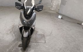 YAMAHA N-MAX 155 SG50J