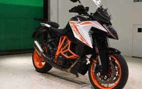 KTM 1290 SUPER DUKE GT 2019