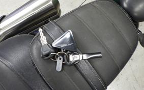 TRIUMPH STREET SCRAMBLER 2019