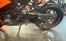 KTM 390 RC 2022 JYJ40