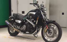 YAMAHA VMAX 2004