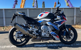 BMW M1000R 2023 0E81