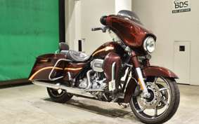 HARLEY FLHXSE 1800CVO 2010