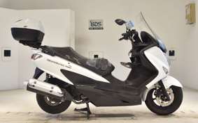 SUZUKI SKYWAVE 200 (Burgman 200)