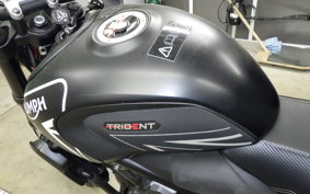 TRIUMPH TRIDENT 660 2021