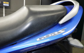 SUZUKI GSR250S