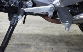 SUZUKI GSR250 2001