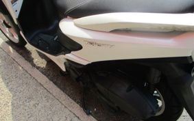 YAMAHA TRICITY 125 SE82J
