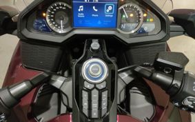 HONDA GL1800 TOUR DCT SC79