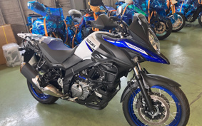 SUZUKI DL650 ( V-Strom 650 ) 2024 C733M