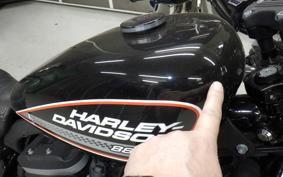 HARLEY XL883R 2012