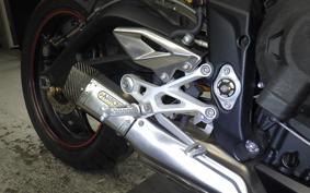 TRIUMPH STREET TRIPLE RS 2019