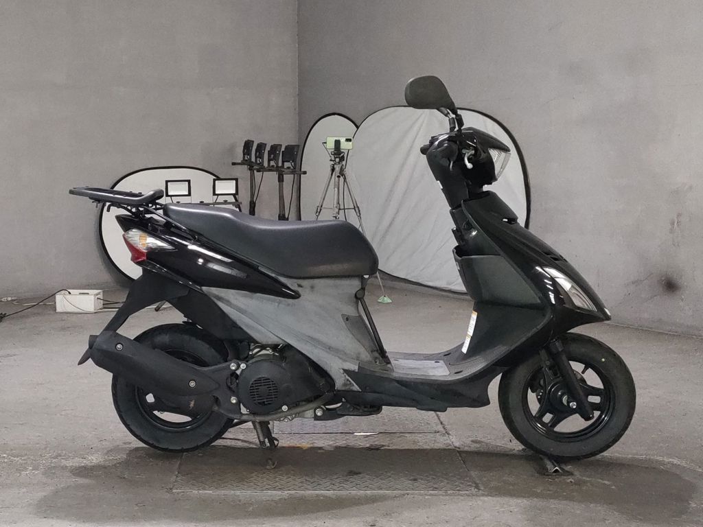 Фото Suzuki ADDRESS V125 с японского аукциона