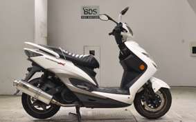 YAMAHA CYGNUS 125 XSR 2
