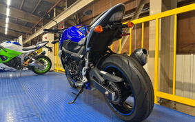 SUZUKI GSR750 2016 C5111