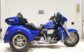 HARLEY FLHTCUTG 1870 2024