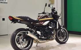 KAWASAKI Z900RS 2025 ZR900K