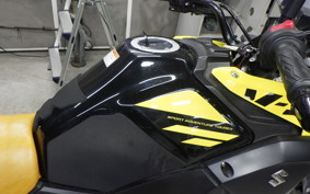 SUZUKI Vｽﾄﾛｰﾑ250