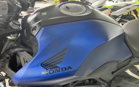 HONDA CB250R MC52