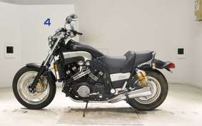 YAMAHA VMAX 2002