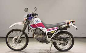 YAMAHA SEROW 225 W 4JG