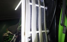 KAWASAKI KDX220SR DX220B