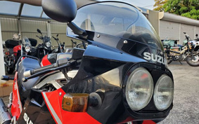 SUZUKI GSX-R750 1987 GR71G