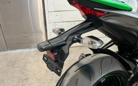 KAWASAKI Z1000 2014 ZRT00F