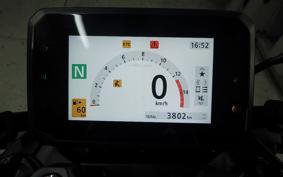 HONDA CB650R E-Clutch 2024 RH17