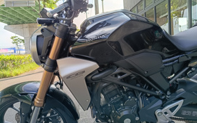 HONDA CB250R MC52