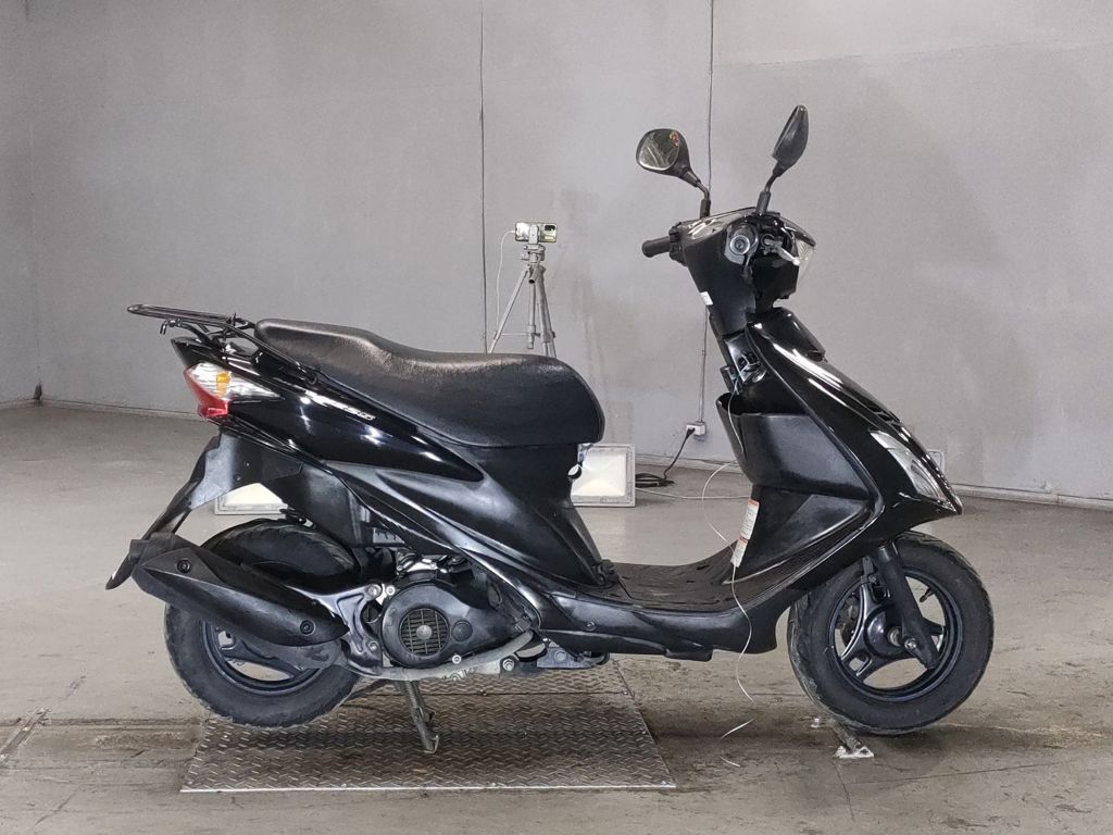 Фото Suzuki ADDRESS V125 с японского аукциона