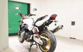 HONDA CB1300SF SUPER FOUR A 2010 SC54