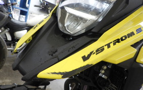 SUZUKI Vｽﾄﾛｰﾑ250SX EL11L