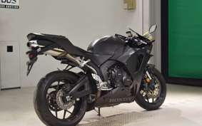 HONDA CBR600RR 2024 PC40