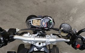 TRIUMPH TRIUMPH STREET TRIPLE R 2013 TMD416