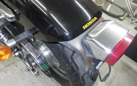 HONDA SHADOW 400 SLASHER 2000 NC40