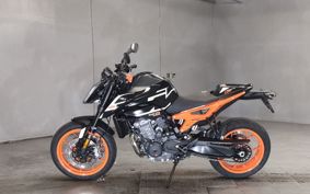 KTM 890 DUKE GP TU940