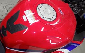 HONDA CBR600RR 2024