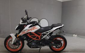KTM 390 DUKE 2018 JPJ40